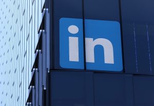 LinkedIn adds free AI tools for job hunters and recruiters