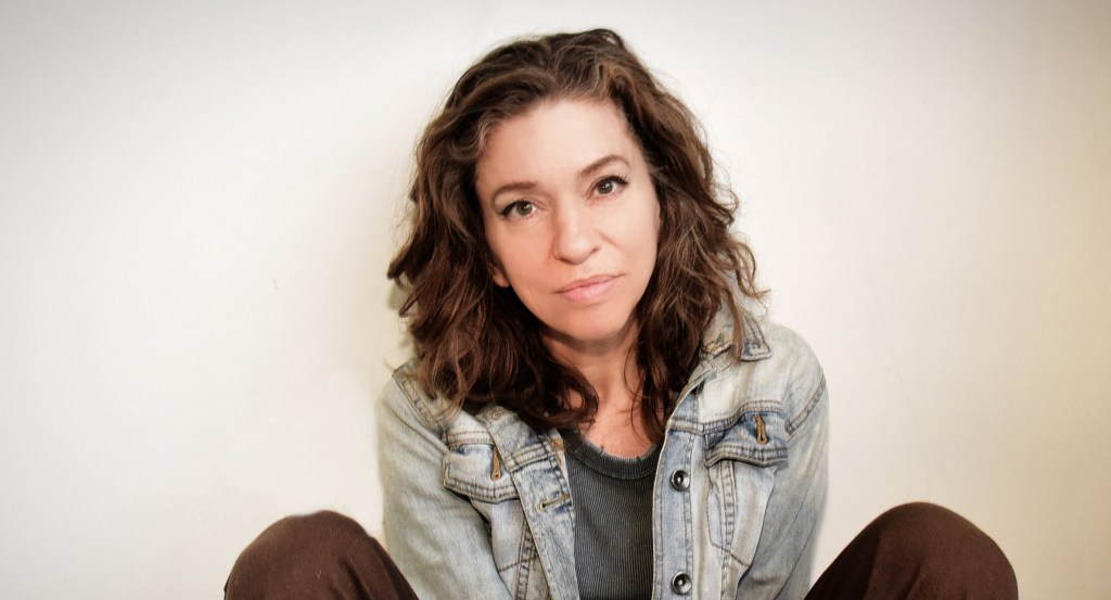 Ani DiFranco Signs With Artists First