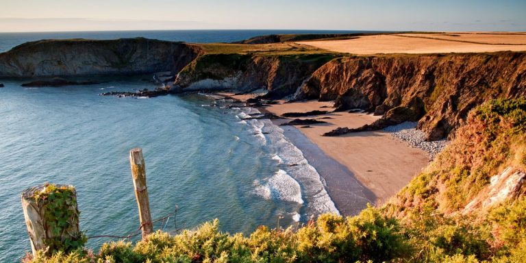 Britons told the best seaside destination for a ‘picturesque getaway’ with rooms from £65