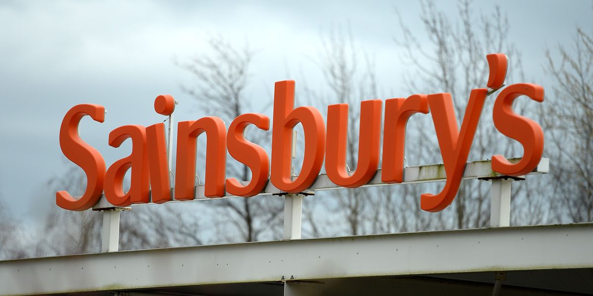 Sainsbury’s to cut 3,000 jobs and shut in-store cafes