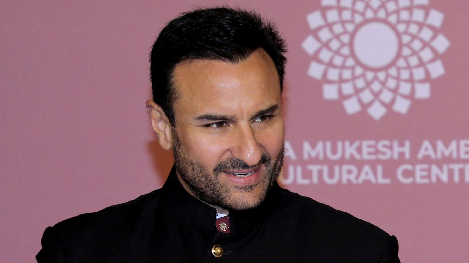 Saif Ali Khan: 'Suspect detained' in Bollywood star stabbing - as doctor reveals how 'hero' arrived at hospital | World News