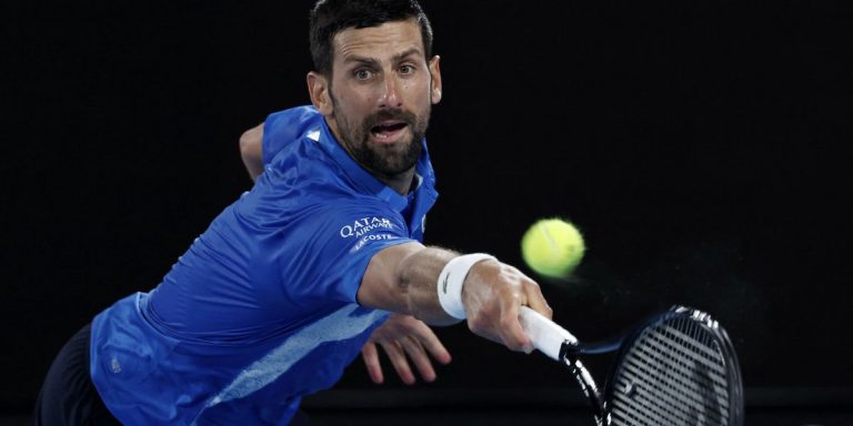 Novak Djokovic makes complaint at Australian Open that involves Andy Murray