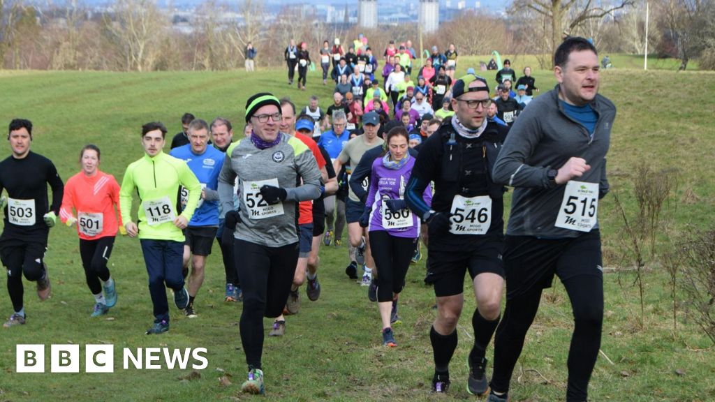 Prankster sends Glasgow runners on 2.5km detour during race