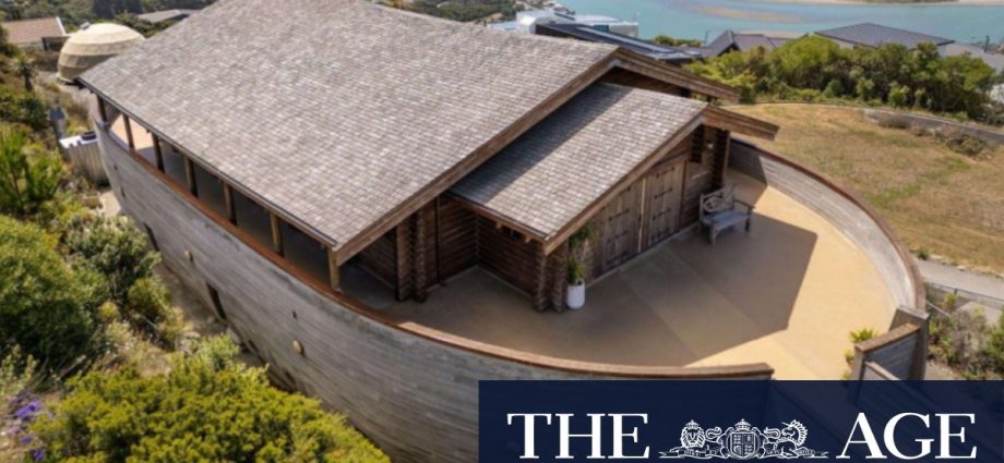 New Zealand building apes shape of Noah’s ark