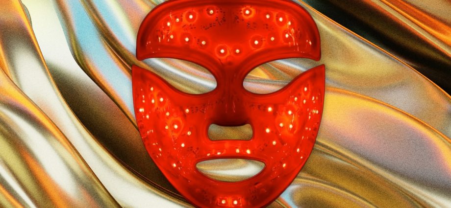 Best LED Face Masks to Erase Wrinkles and Acne (2025)