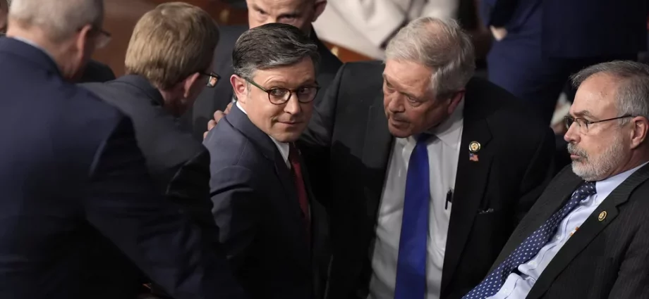 An alarmingly narrow House majority
