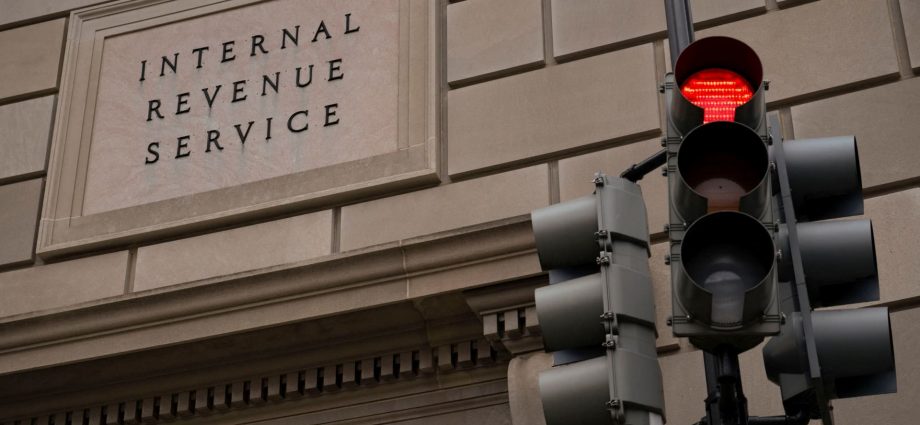 Tax revenue collected by the IRS set to plummet, report says