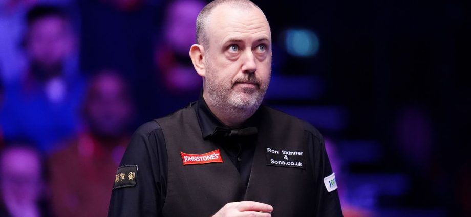 Snooker star makes devastating admission about his eyes after Players Championship win