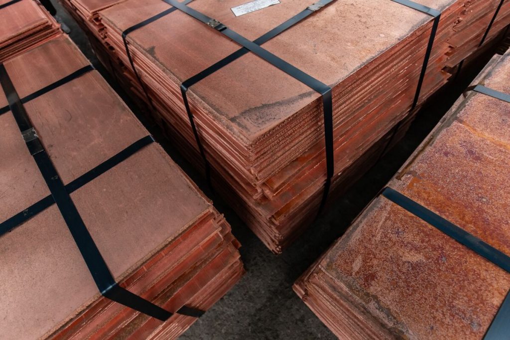 Metals Edge Higher as New Trump Tariffs Said to Be More Measured