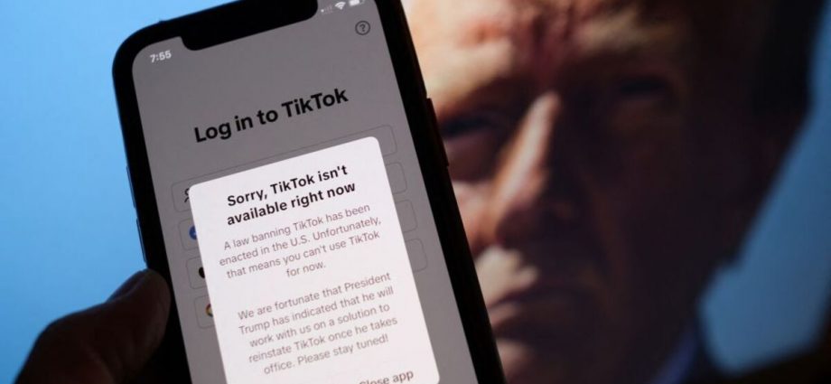 Trump Says He’s Open to China-Tariff Cut to Secure TikTok Deal