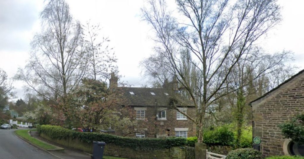 Parbold's history, walks, scenery, country pubs and more