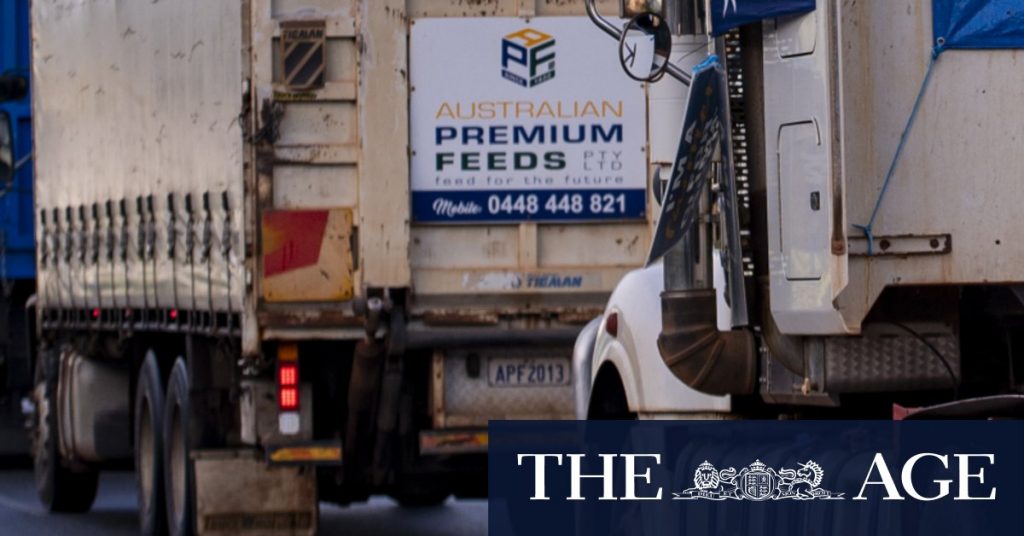 Keep the Sheep truck convoy through WA roads