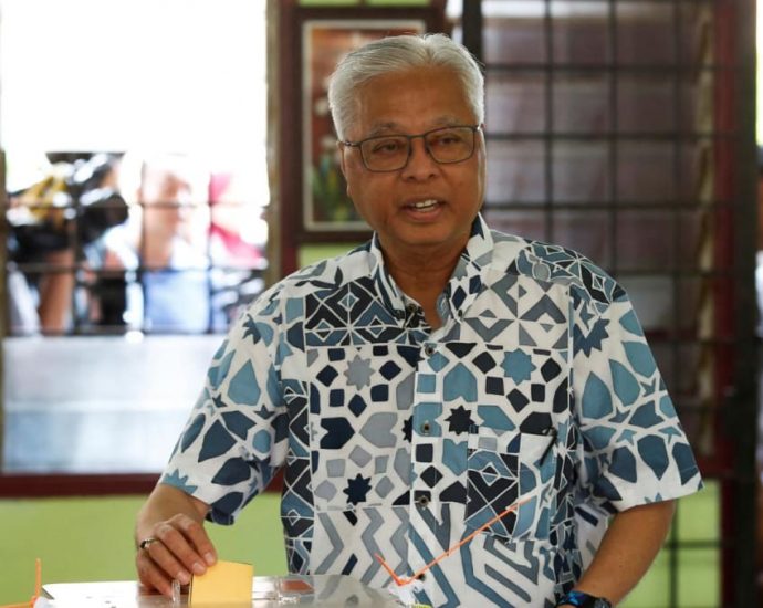 Malaysia's ex-PM Ismail declares wealth to anti-graft agency amid seizure of assets