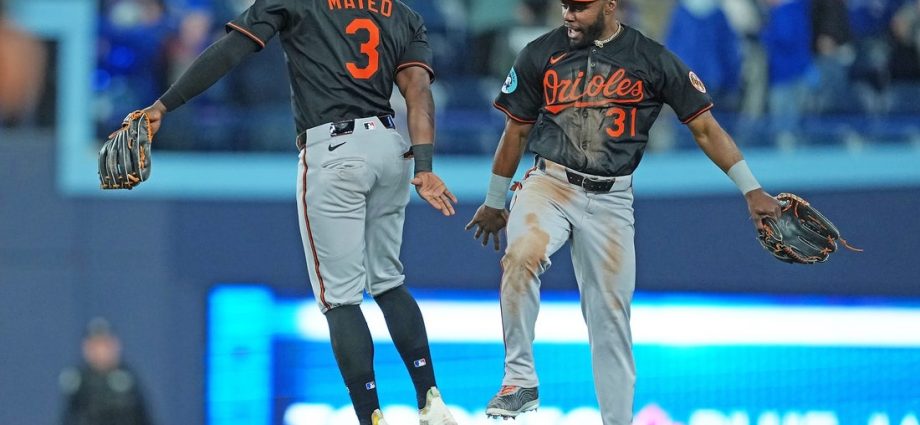 Orioles aim to ride 6-homer outburst in rematch vs. Jays