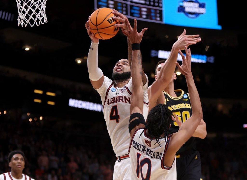 Auburn takes down Michigan, makes Elite Eight for third time