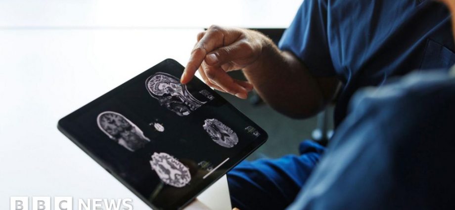 Lives at risk due to medical scan mistakes, says ombudsman