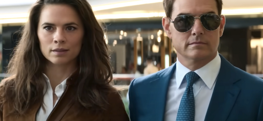 hayley atwell and tom cruise in mission: impossible - dead reckoning
