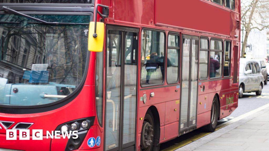 Bus network shake-up in Wales 'needs extra funding to work'