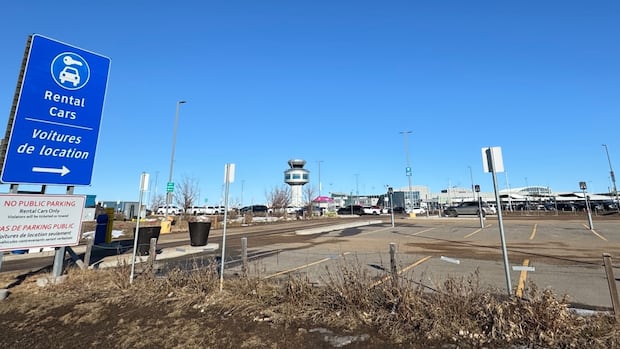 Mystery man leaves wallet full of questions in Saskatoon
