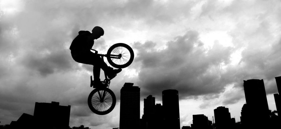 Bitcoin Reclaims $83K as Institutional Buying Ramps Up