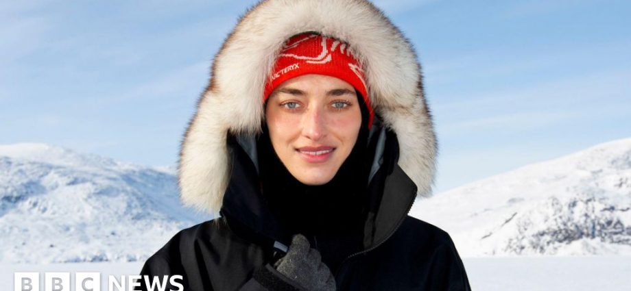 Explorer becomes first woman to solo traverse Baffin Island