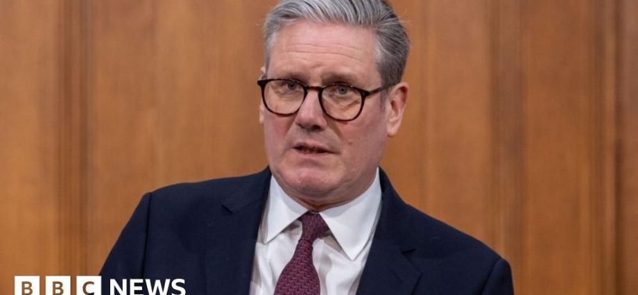 Starmer says cost of sickness benefits 'devastating'