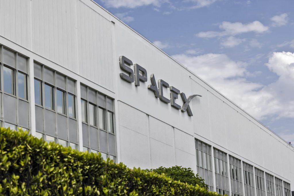 Want to Invest in a Private Company Like SpaceX? All It Takes Is $5,000