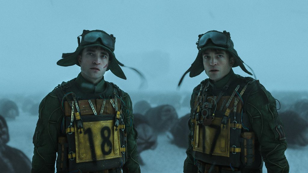 (L to r) Robert Pattinson as Mickey 18 and Robert Pattinson as Mickey 17 in Mickey 17