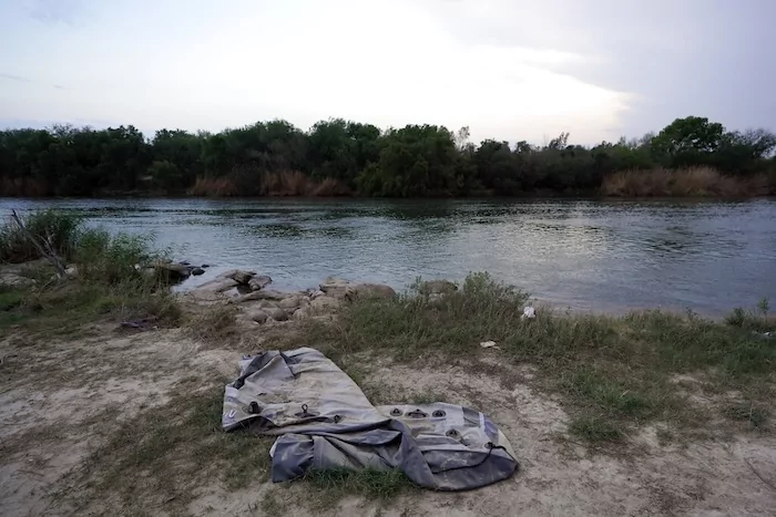 Texas asks Trump to reclaim 'cartel-infested' border islands