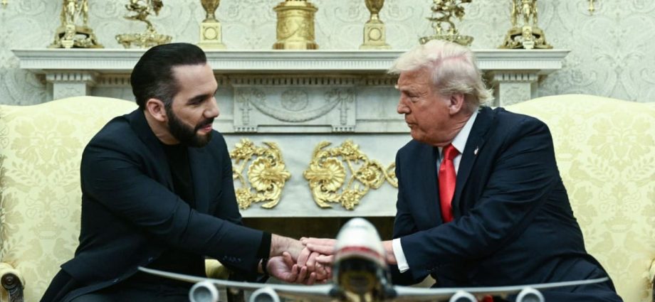 Trump wants to deport some US citizens to El Salvador