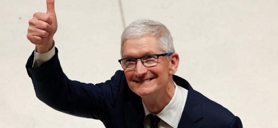 UK loses bid to keep Apple appeal against iPhone 'backdoor' a secret