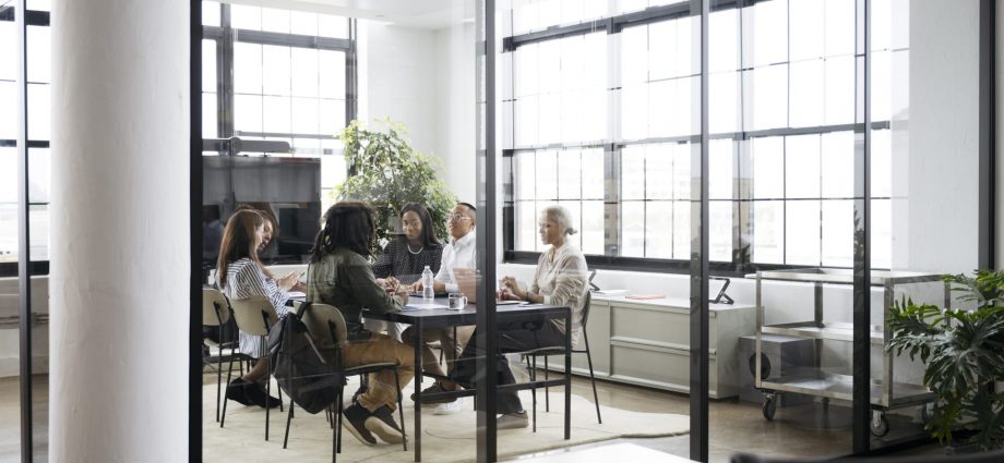 Senior partners are leaving their big venture capital firms in droves