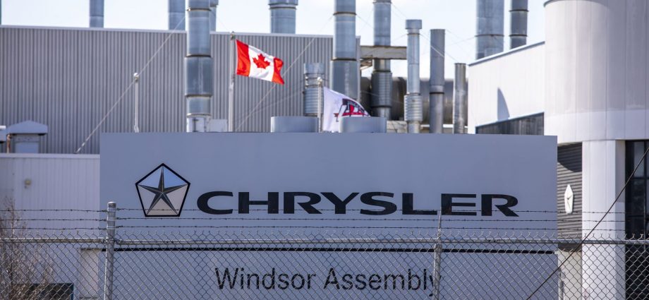 Stellantis idles plants in Mexico and Canada due to tariffs