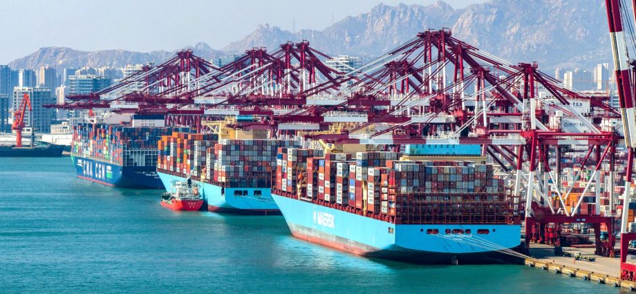 First-ever global emissions levy on the table at IMO talks