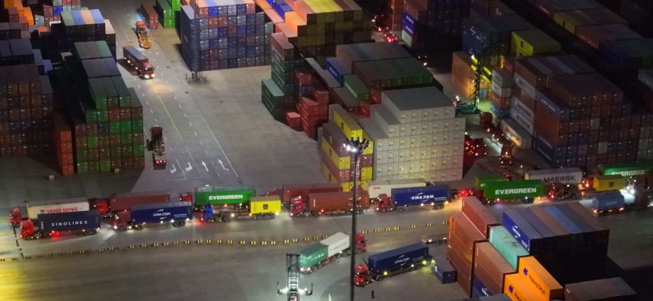 Wall Street starts to cut China GDP forecasts on U.S. trade tensions