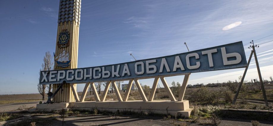Russian drone attack kills 1, injures 2 in Kherson Oblast