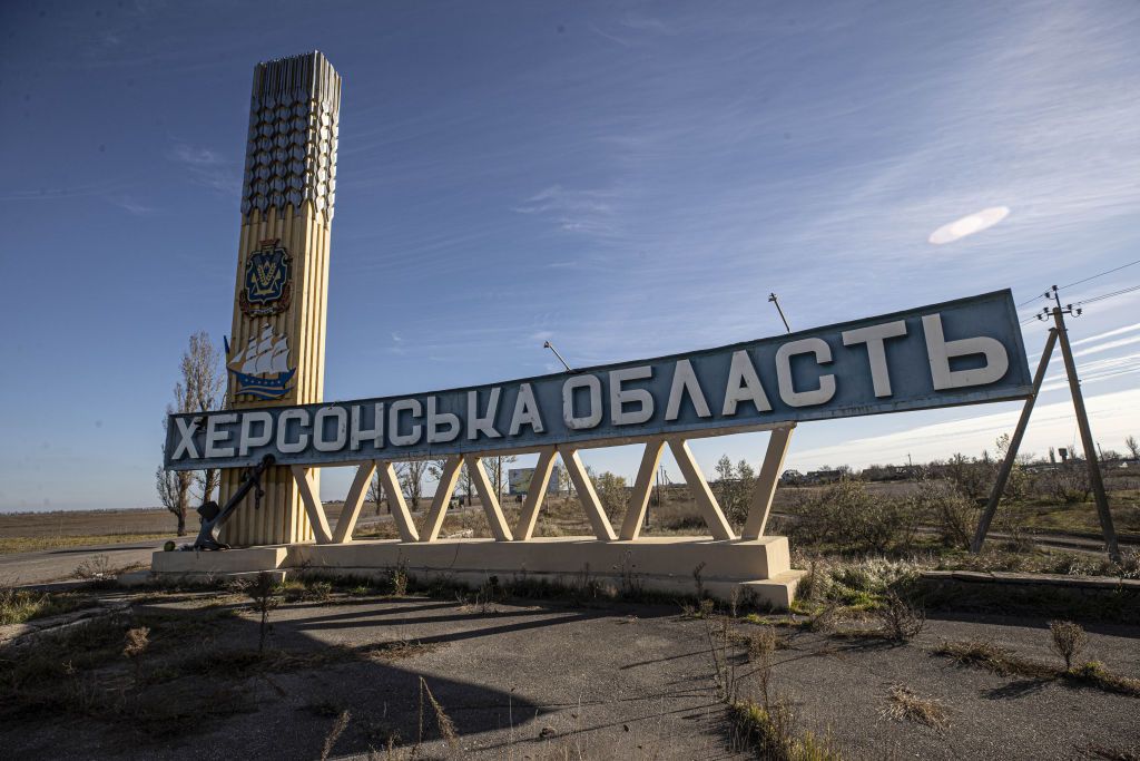 Russian drone attack kills 1, injures 2 in Kherson Oblast