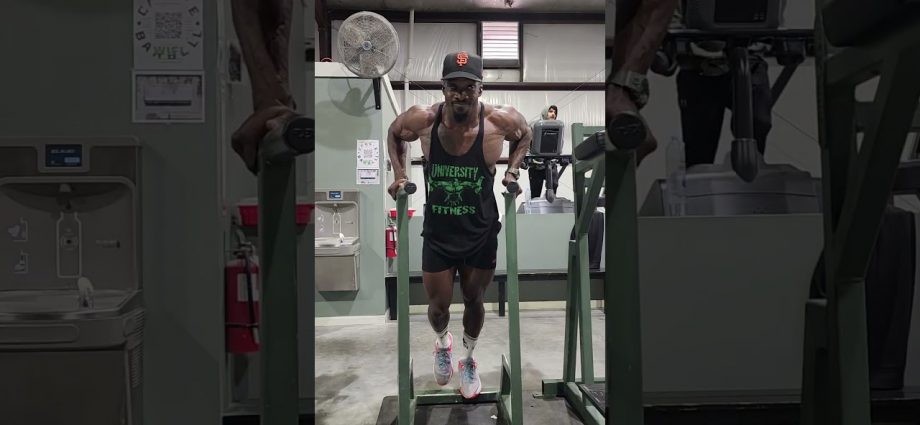 4 chest exercises that will help you grow.  #chestday #cableflys #dips #dumbbellbench