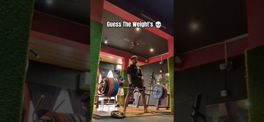 After A Long Time a Heavy Deadlifts 💀#deadlift #trendingshorts #gym #powerbuilding #lifthard