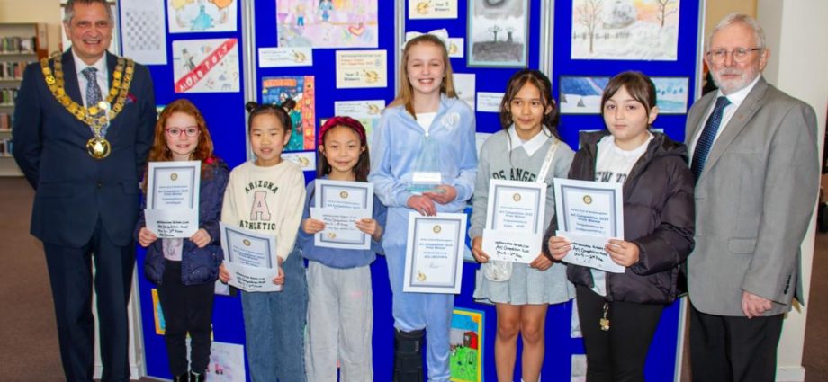 Westhoughton Rotary Club showcase work of talented artists