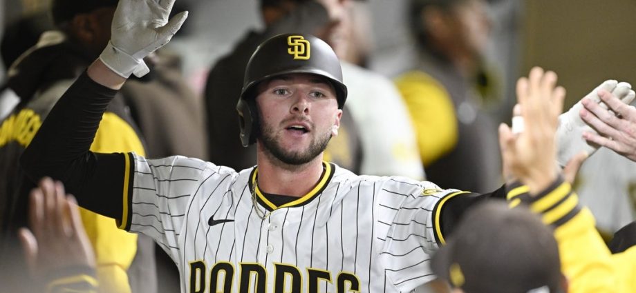 Padres OF Jackson Merrill receives 9-year, $135M extension