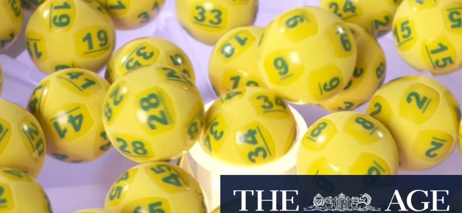 Single Oz Lotto win worth $70 million split between 15 strangers