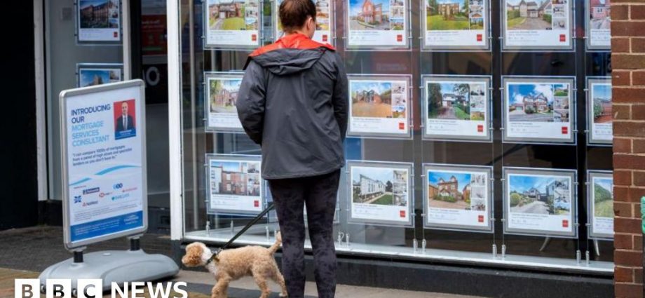 Mortgage rates set to drop after tariff turmoil