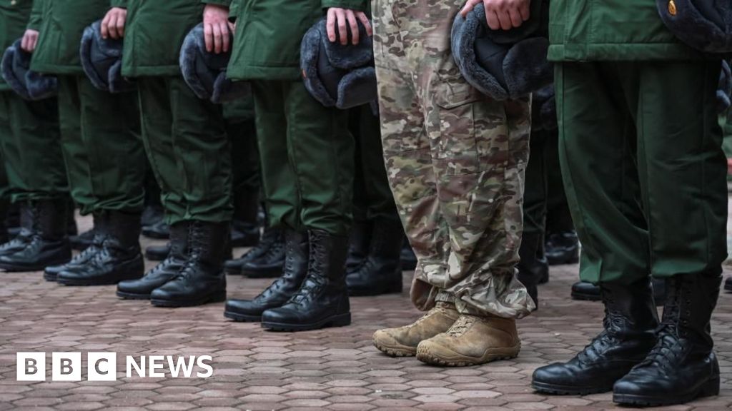 Putin begins biggest Russian military call-up in years