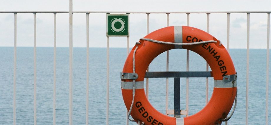 XRP, Dogecoin (DOGE) Prices Surge 10% as Bitcoin Nears $80K