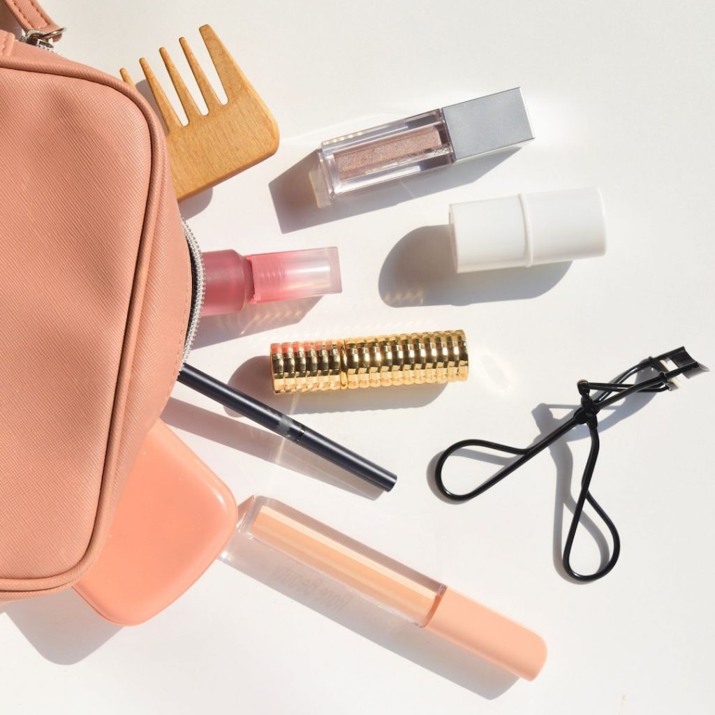 The Best Way to Pack Toiletries for Travel