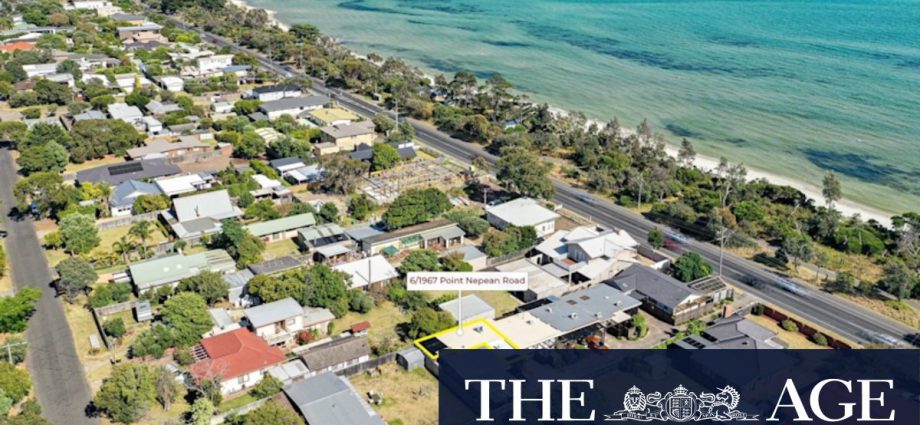 Tootgarook is 15 minutes from Sorrento but $1 million cheaper
