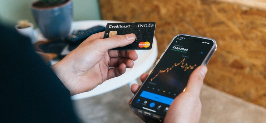 Kraken Teams Up With Mastercard to Launch Crypto Debit Cards
