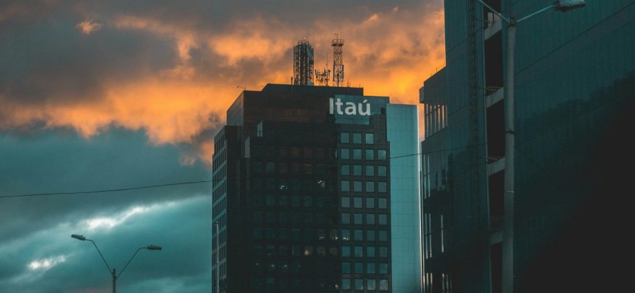  Brazil’s Largest Bank Itaú Considers Launching Its Own Stablecoin