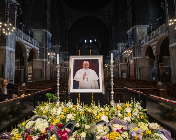 ‘I feel an orphan since the Pope’s death’ – Catholics at Westminster Cathedral